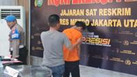 Polres Metro Jakarta Utara menangkap seorang pria berinsial AS alias C (26) karena menusuk seorang pemuda berinisial MY (19). (Foto: Istimewa).