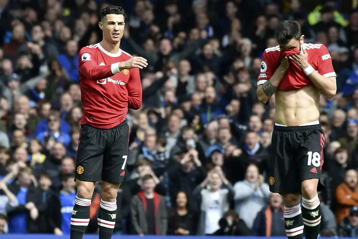 Foto: Berkat Harry Maguire, Everton Tumbangkan Manchester United dan Menjauh dari Zona Degradasi Liga Inggris