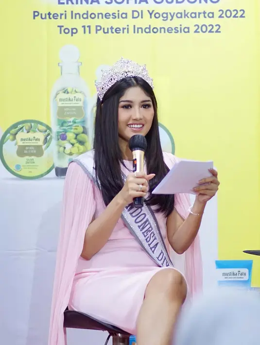 <p>[Instagram/erinagudono]</p>