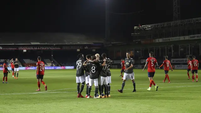 FOTO: Manchester United Hajar Luton Town di Piala Liga Inggris