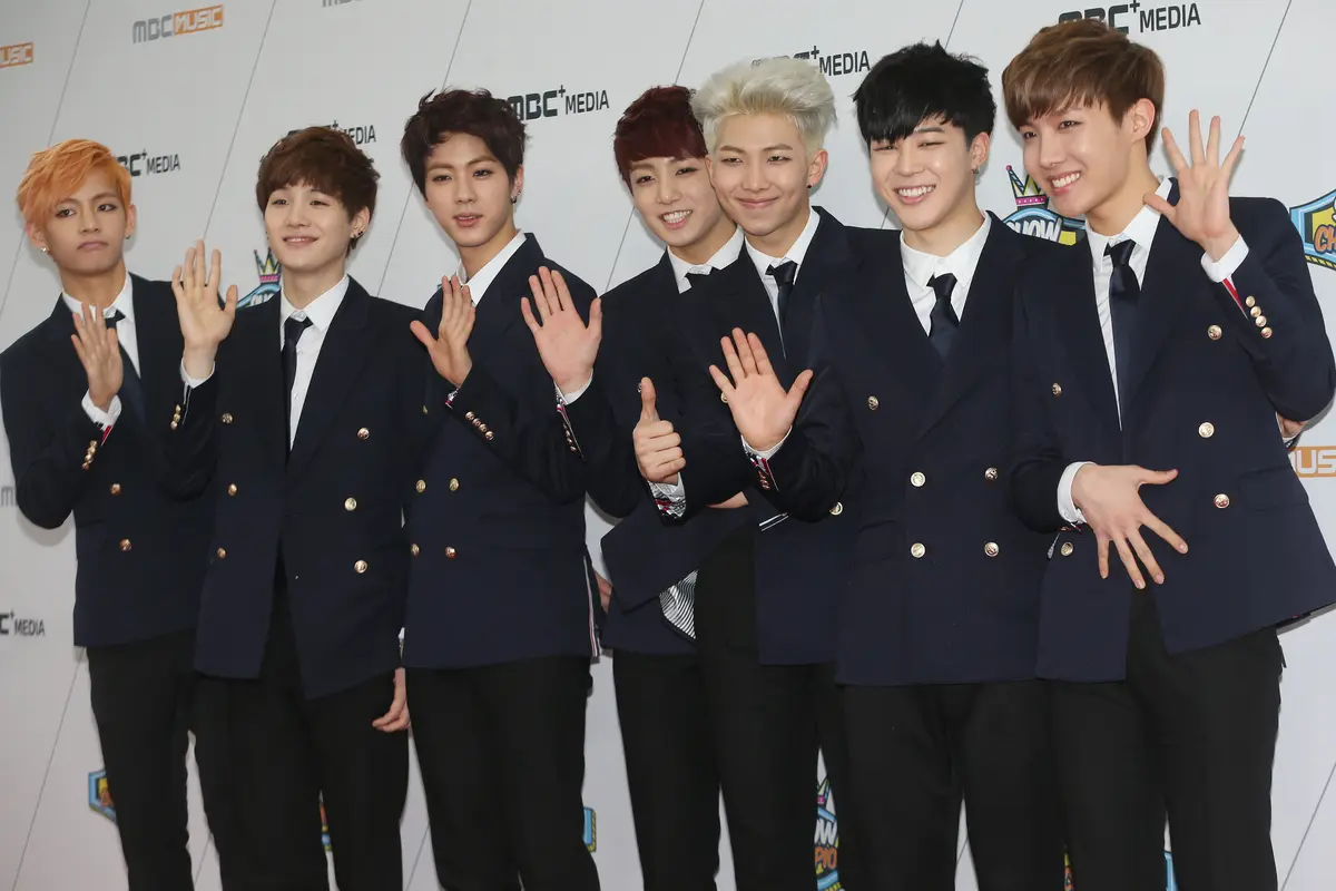 [Bintang] BTS Dipastikan Hadir di Billboard Music Awards 2017