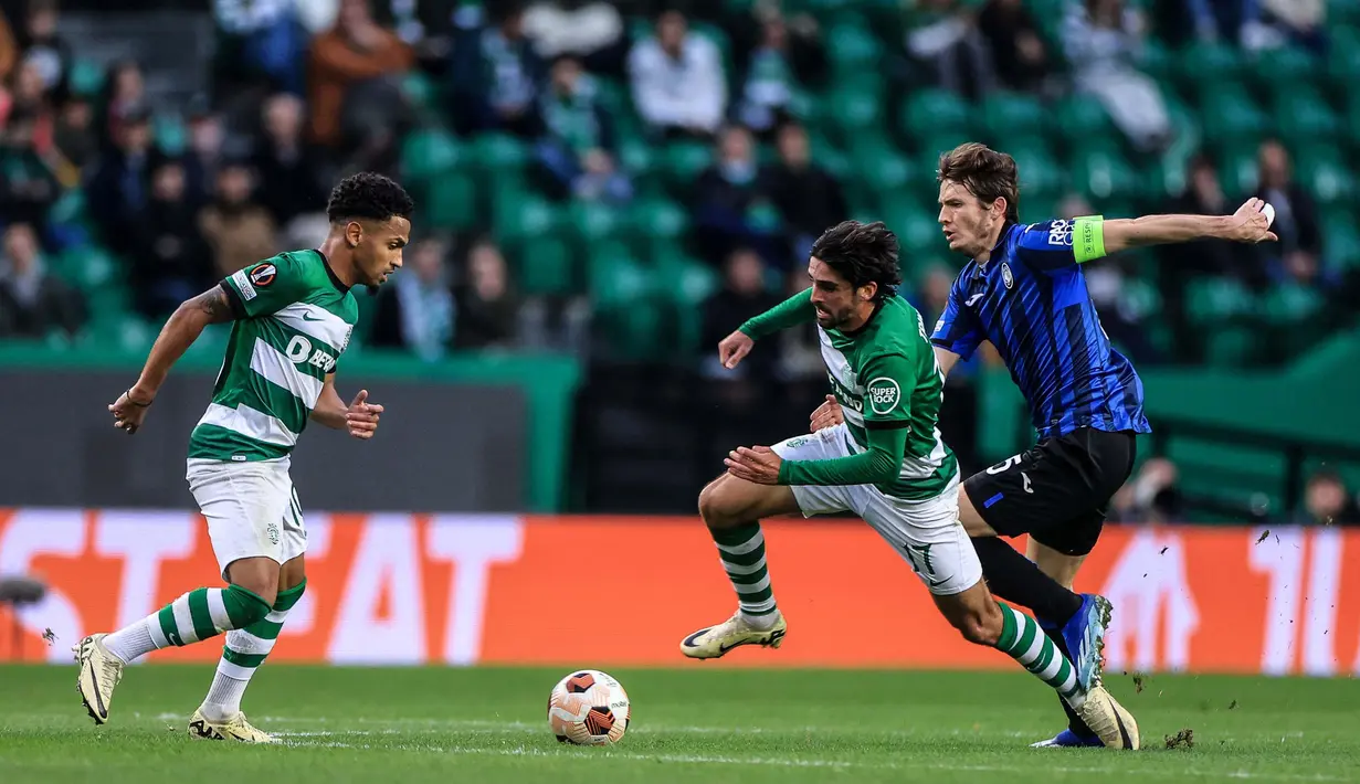 Laga tersebut berakhir imbang 1-1. (PATRICIA DE MELO MOREIRA/AFP)