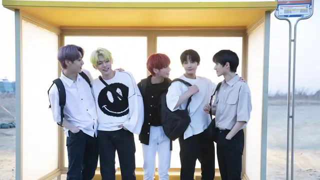 TXT (Twitter/ TXT_bighit)