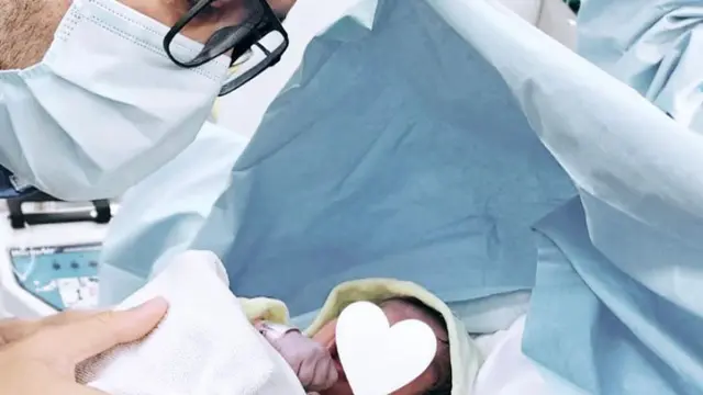 Potret Persalinan Indah Indriana (Instagram/@indahindriana)