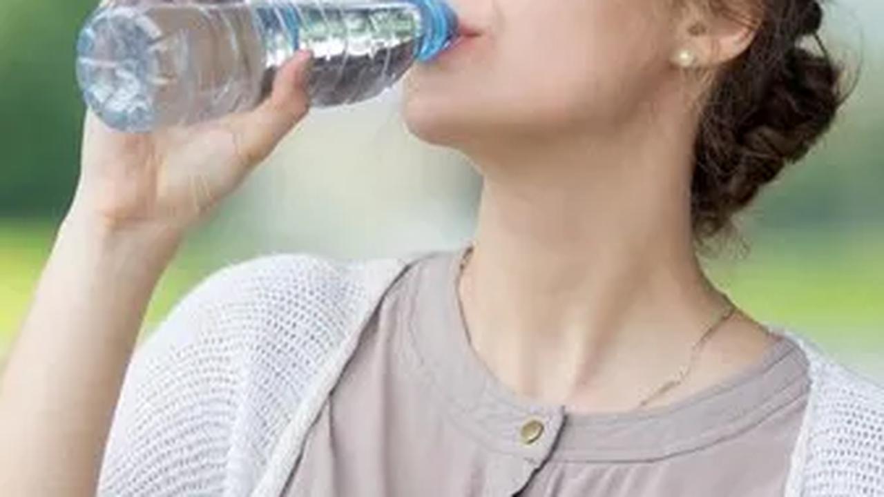 Sebelum mencoba water fasting, konsultasikan dengan profesional kesehatan untuk memastikan keamanan dan efektivitasnya.