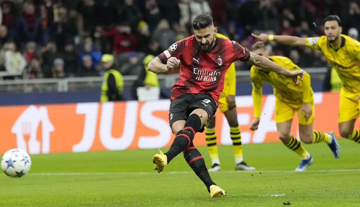 Kemenangan ini membawa Dortmund ke puncak klasemen Grup F dengan 10 poin, sekaligus memastikan diri lolos ke 16 besar. (AP Photo/Antonio Calanni)
