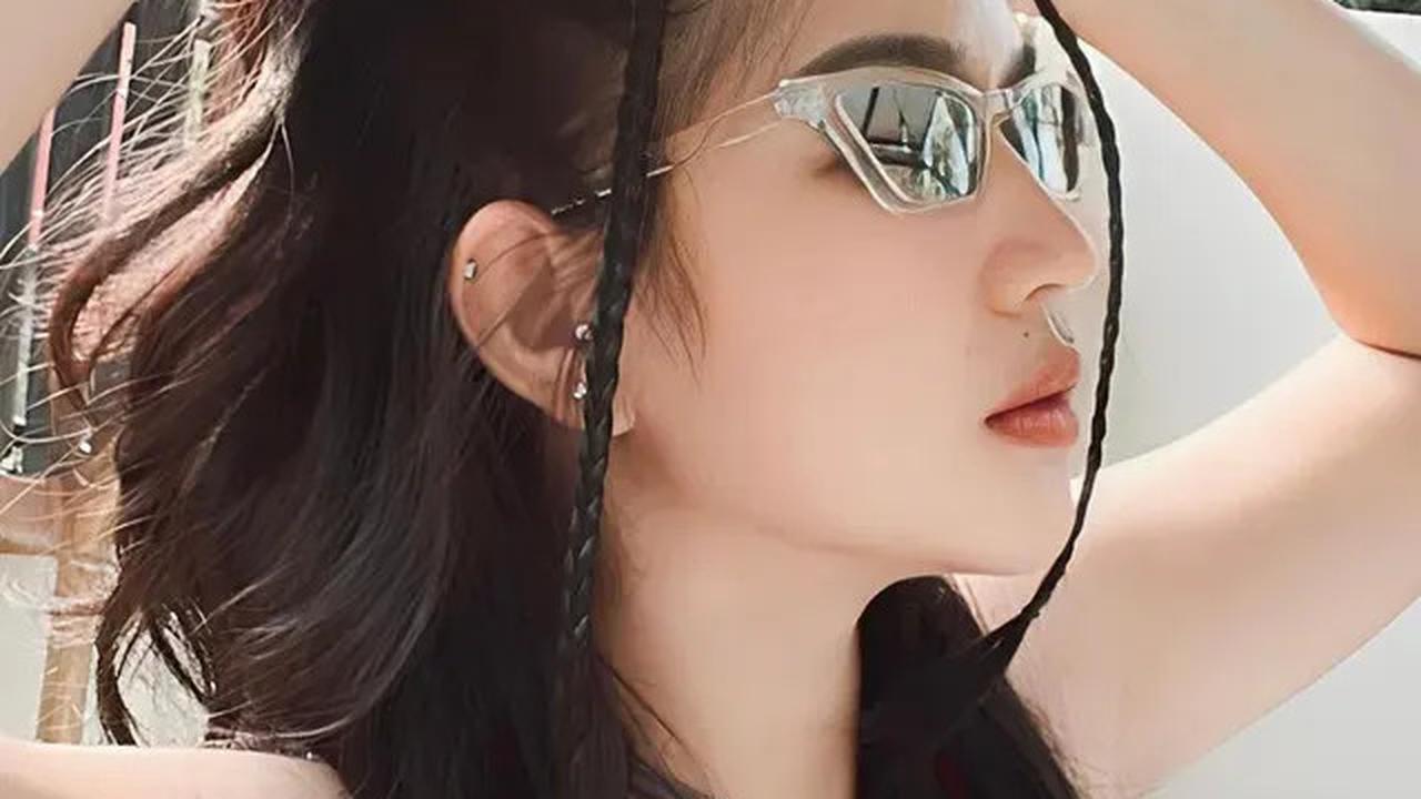 7 Potret Eriska Nakesya Istri Young Lex, Hobi Masak hingga Buka Warung Makan
