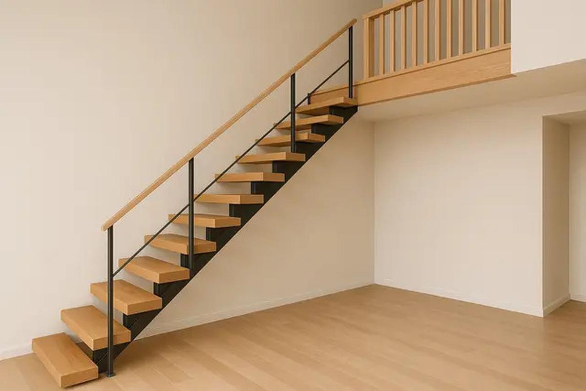 Desain Tangga untuk Kamar Mezzanine yang Unik dan Tampak Estetik
