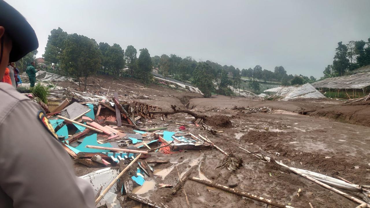 Sekda Jabar Duga Longsor dan Banjir Bandang di Cisarua karena Alih Fungsi Lahan