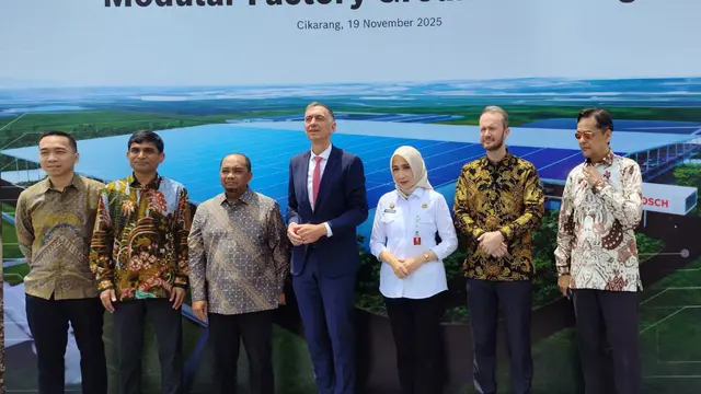 Foto bersama para pemimpin BOSCH & Pejabat Setempat