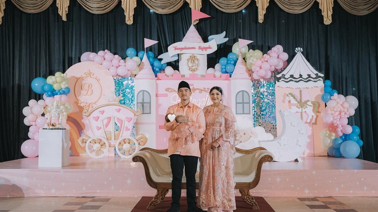 Potret Aqiqah Bebingah Sekaligus Ulang Tahun Kaesang Pangarep