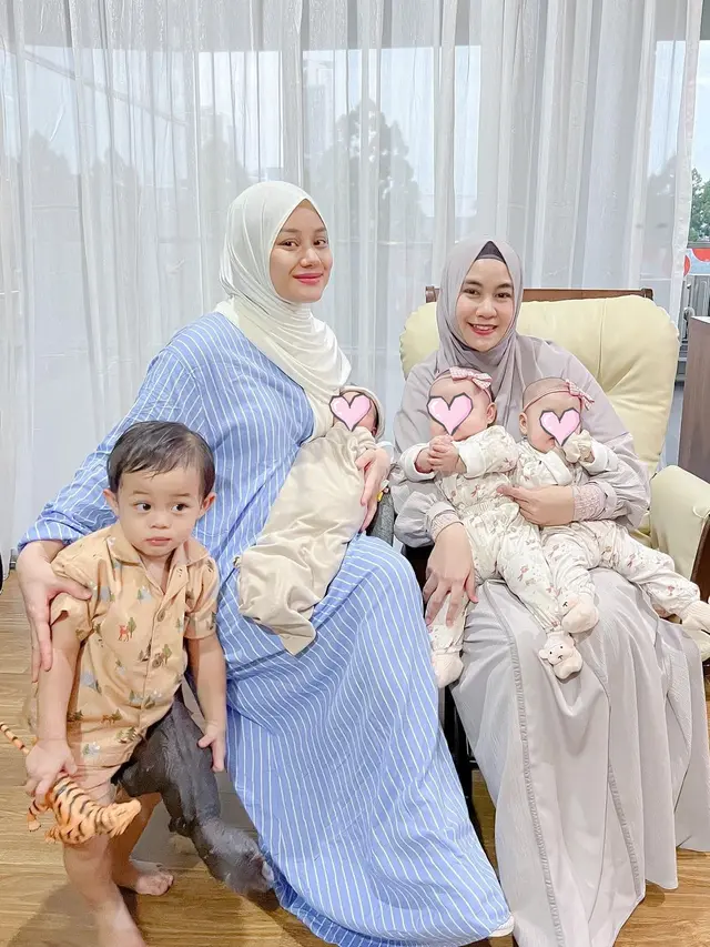 6 Momen Anisa Rahma Jenguk Bayi Dinda Hauw, Sama-Sama Ibu Dua Anak