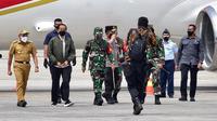 Presiden Republik Indonesia, Joko Widodo atau Jokowi, tiba di Bandara Kualanamu, Kabupaten Deli Serdang, Kamis (16/9/2021)