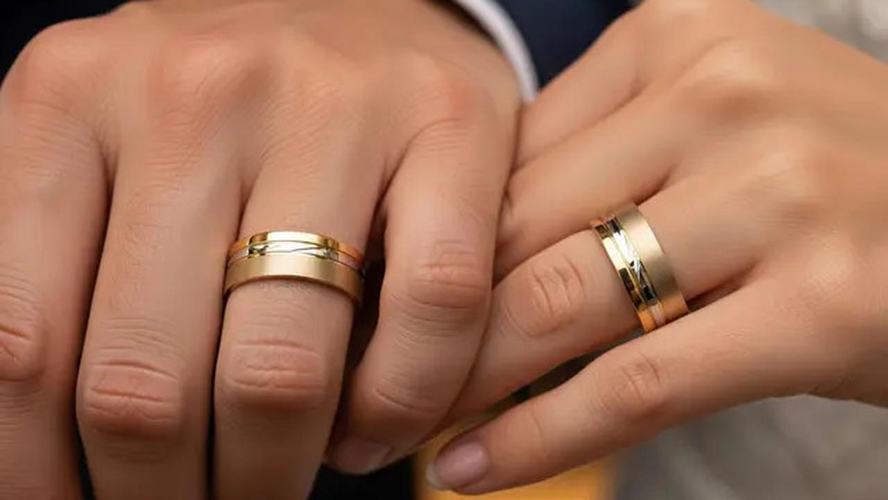 8 Model Cincin Emas 1 Gram untuk Couple, Simple tapi Bermakna