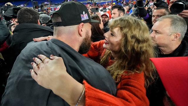 Taylor Swift dan Travis Kelce