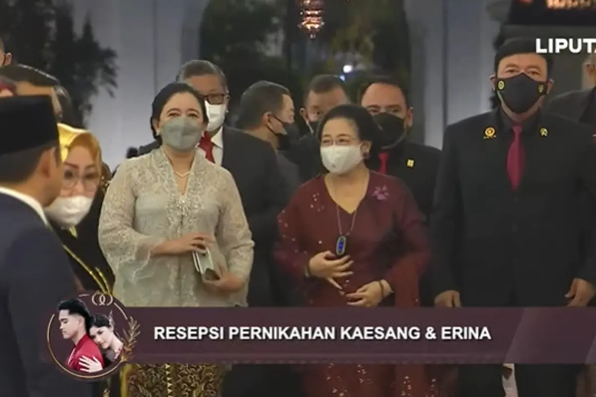 Presiden ke-5 Republik Indonesia Megawati Soekarnoputri tampak hadir di Pura Mangkunegaran, Solo, Jawa Tengah. Megawati tiba dengan didampingi oleh Kepala BIN, Budi Gunawan (BG).