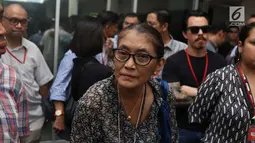 Aktris Jajang C. Noer saat menghadiri sidang kasus narkoba Tio Pakusadewo di PN Jakarta Selatan, Kamis (7/6). Sidang beragendakan pledoi. Sidang yang beragendakan pledoi atau pembacaan pembelaan dari Tio Pakusadewo. (Liputan6.com/Immanuel Antonius)