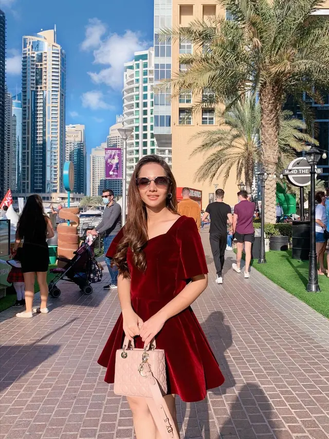 Momen Liburan Dianda Sabrina di Dubai. (Sumber: Instagram/sabrinadh)