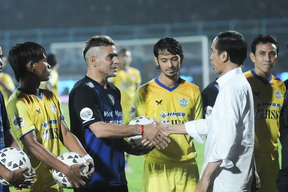 Arema Cronus Grup E Piala Jenderal Sudirman