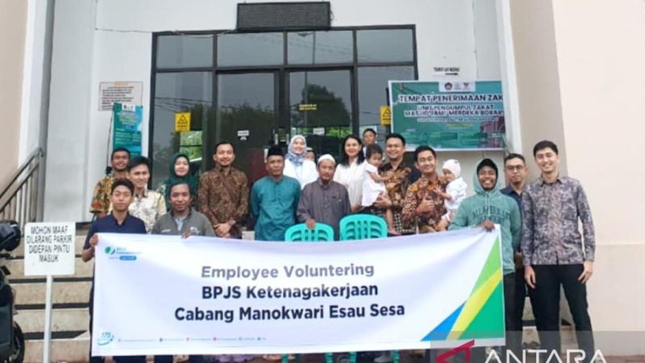 BPJamsostek Manokwari Berbagi Ramadhan: Salurkan Bantuan Ibadah dan Takjil di Masjid Jami’ Merdeka