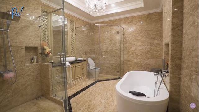 7 Potret Kamar Prilly Latuconsina, Bak Hotel Mewah