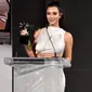 Kim Kardashian saat menerima penghargaan Influencer CFDA di Brooklyn Museum, New York City (4/6). CFDA memilih Kim karena beberapa penilaian seperti memiliki lebih dari 200 juta pengikut di seluruh media sosialnya. (Theo Wargo / Getty Images / AFP)