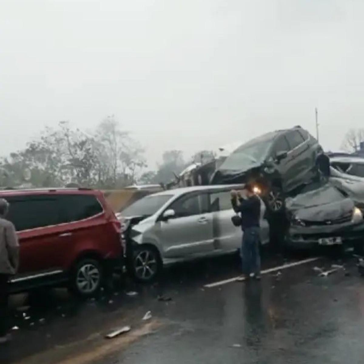 6 Fakta Terbaru Kecelakaan Beruntun Tol Cipularang, Begini Nasib Supir Truk