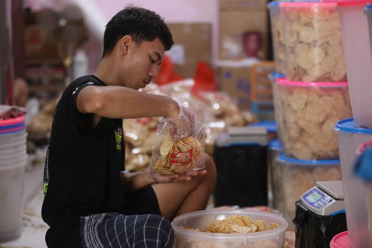 FOTO: Keripik Tempe Keramat Pela Tembus Pasar Mancanegara