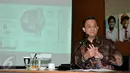 Mendikbud Anies Baswedan memberikan paparannya kepada media terkait Kinerja Satu tahun kempemimpinannya, Jakarta, Senin (19/10/2015). Anies akan meniadakan MOS atau perploncoan di sekolah. (Liputan6.com/JohanTallo)