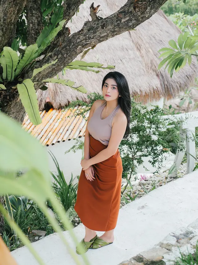 Jadi Tempat Favorit, Ini 7 Momen Liburan Debi Sagita Ke Labuan Bajo