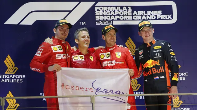 Sebastian Vettel Juarai Formula 1 Grand Prix Singapura