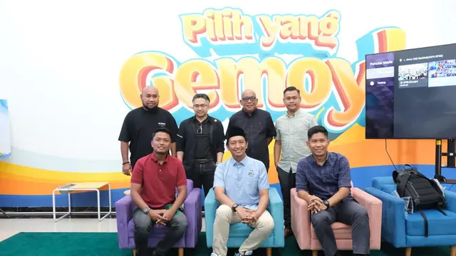Komandan Tim Kampanye Nasional (TKN) Fanta Arief Rosyid Hasan menerima Pejabat Menteri Besar Negeri Perak Malaysia di Fanta Headquarters, Jalan Surabaya nomor 45, Menteng, Jakarta Pusat, Senin (5/2) (Istimewa)