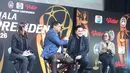 (dari kiri)  Ketua OC Piala Presiden Tsamara Amany, Ketua Steering Committee (SC) Piala Presiden Maruarar Sirait, Ketua Umum PSSI Erick Thohir dan Direktur Emtek Media Harsiwi Achmad saat press conference Piala Presiden 2026 di Studio Lantai 8 SCTV Tower - Senayan City, Jakarta, Senin (06/07/2026). (Merdeka.com/ Arie Basuki)