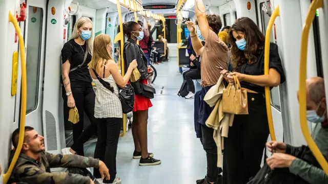 Wajib Masker di Transportasi Umum Denmark