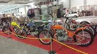 Kustomfest 2019 kembali bergulir. "Lebarannya anak kustom" ini berlangsung 5-6 Oktober 2019 di Jogja Expo Center (JEC), Yogyakarta.