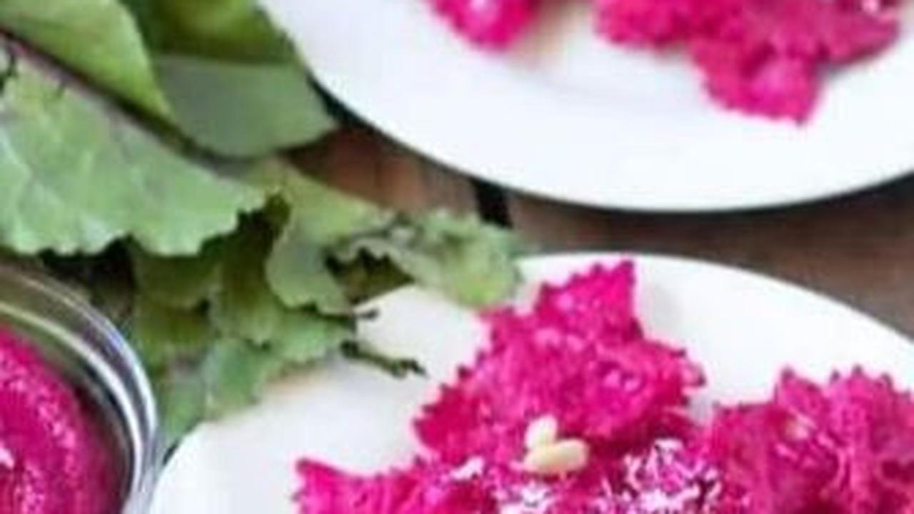 8. Cara Mengolah Buah Bit untuk Meningkatkan HB: Beet Pesto Pasta<br>