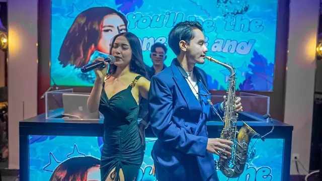 Melalui single perdana yang berjudul “All Day All Night”, Prince K mengajak penyanyi muda berbakat, Ira Khayz, untuk mengisi vokal.