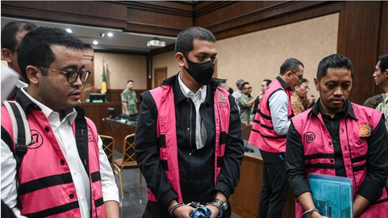 Persidangan Muhammad Kerry Adrianto Anak Riza Chalid