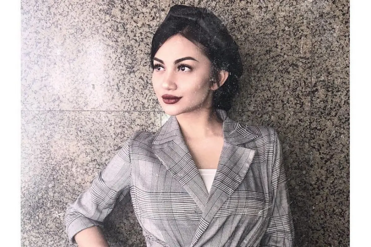 [Fimela] 7 Potret Cantik Ariel Tatum Saat Kenakan Makeup Tebal