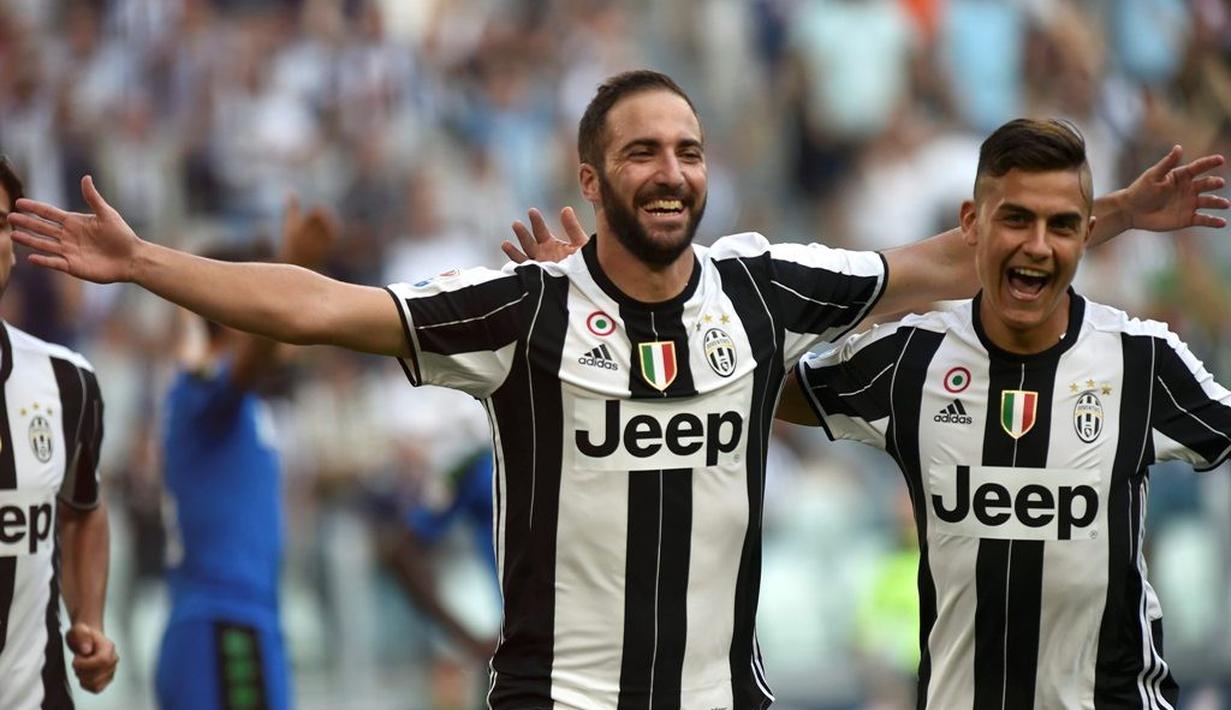 Juventus membungkus kemenangan 3-1 atas Sassuolo dalam lanjutan Serie A di Juventus Stadium, Turin, Sabtu (10/9/2016). Gonzalo Higuain mencetak dua dari tiga gol I Bianconeri. (Reuters/Giorgio Perottino)