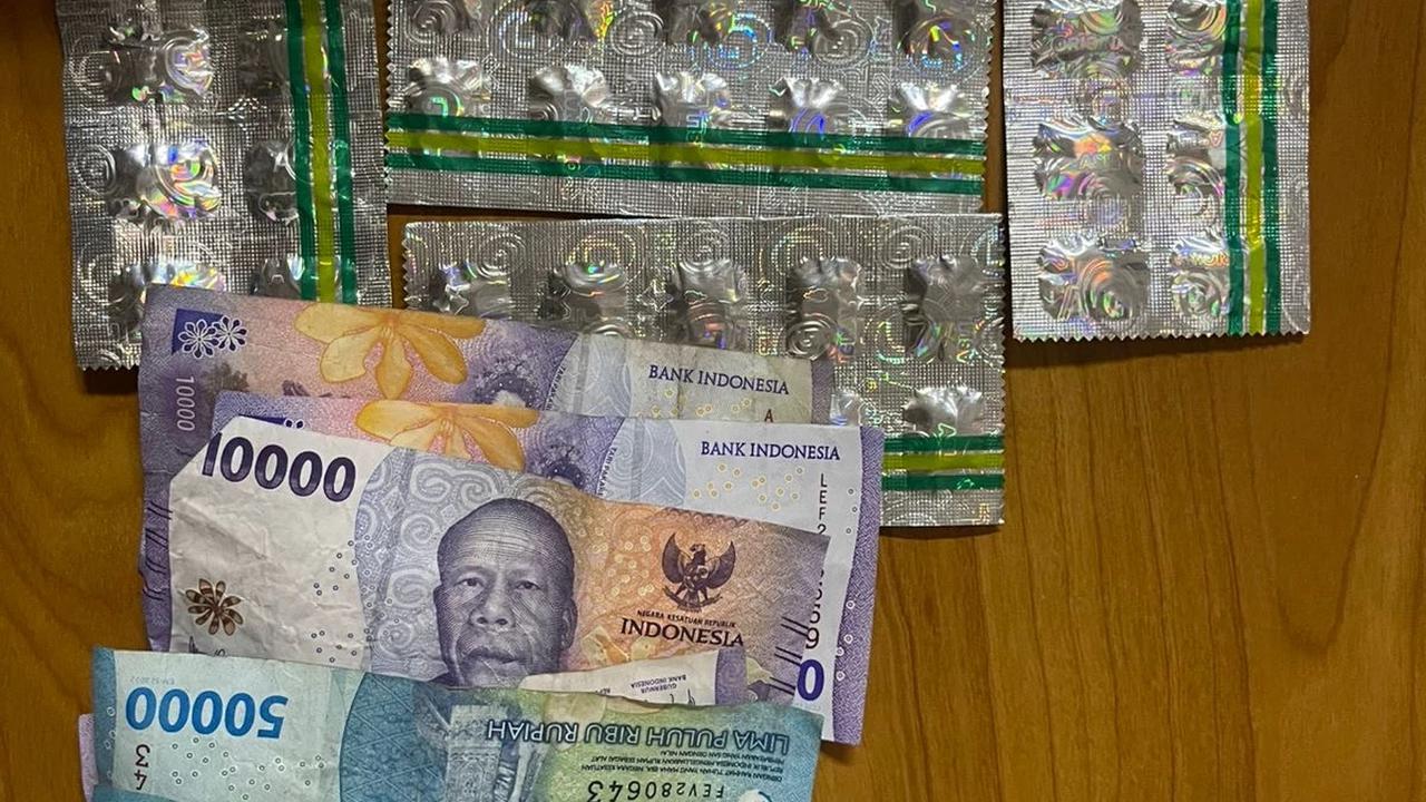 Mengamankan Uang Tunai