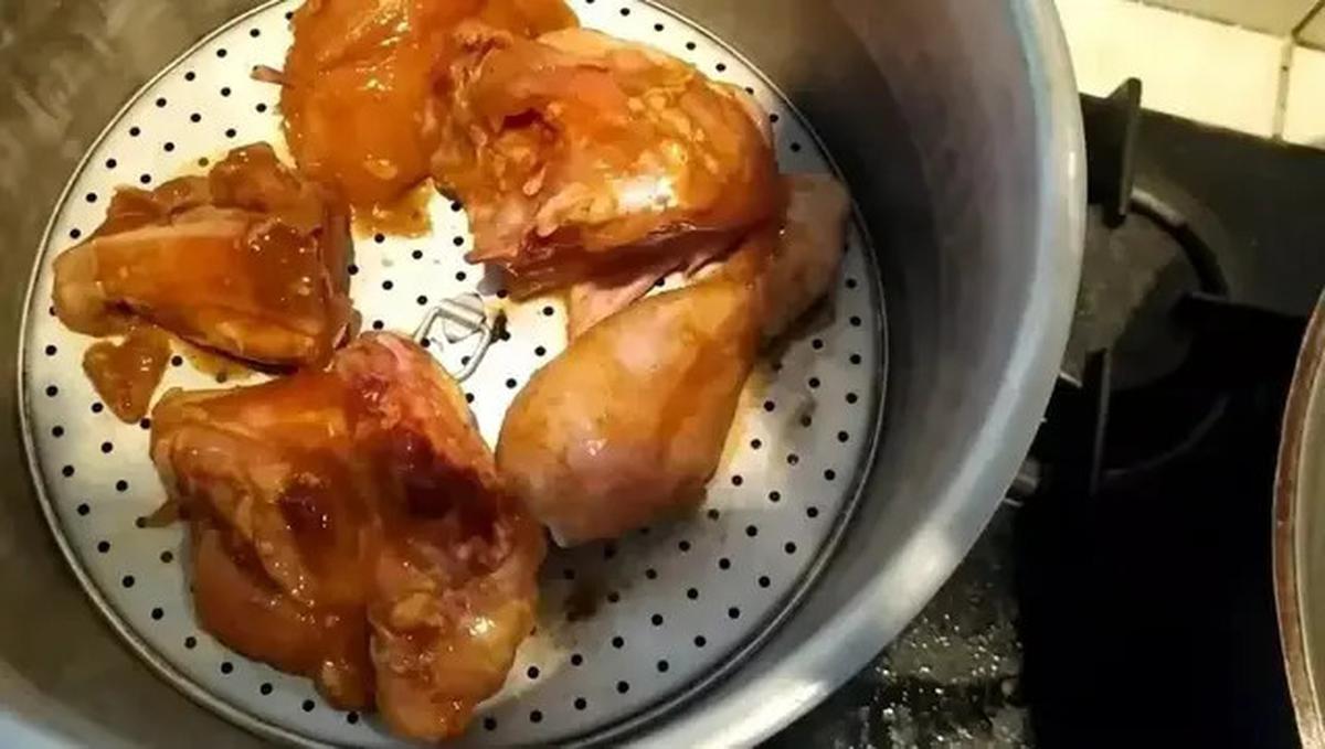 Cara Ungkep Ayam Agar Empuk dan Bumbu Meresap Sempurna, Mudah Dicoba dan Antigagal