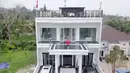 Rumah Kartika Putri dan Habib Usman (Youtube/RioMotret)