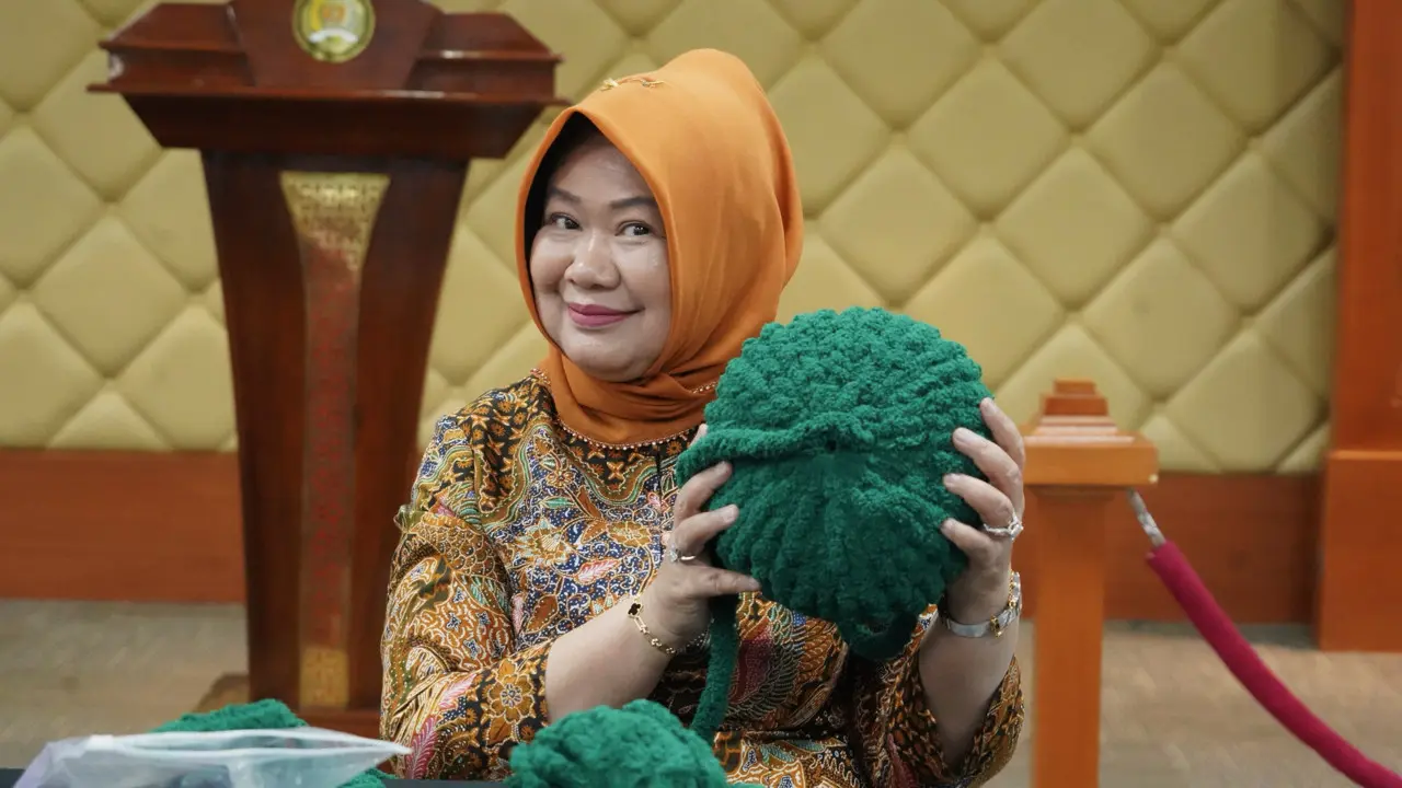 Perpustakaan MPR RI Hidupkan Semangat Literasi Kreatif lewat Workshop Chunky Knit Pillow