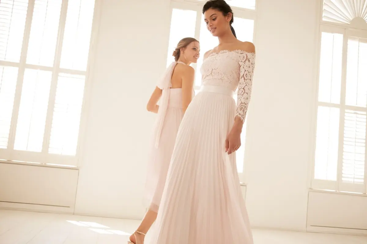 Akan Menikah? Ini 5 Langkah Memilih Gaun untuk Bridesmaids