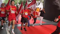 Sekjen PDIP Tuntaskan 10K Soekarno Run 2026, Bawa Merah Putih Berkibar