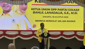 Bahlil Minta Fraksi Golkar Kritik Menteri yang Lambat