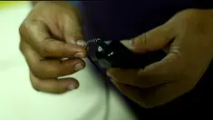 Mengamankan kabel charger dengan per,Inilah Tipsnya