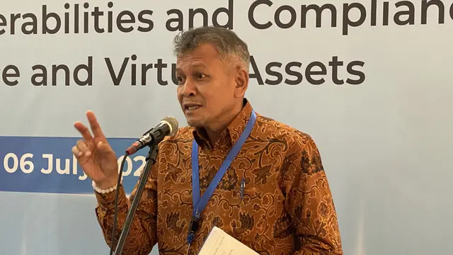 Ketua Satgas PASTI Rizal Ramadhani saat konferensi pers Seminar Strengthening Defenses Against Scams, di Jakarta, Senin (6/7/2026). (Foto: Liputan6.com/Immanuel Christian)