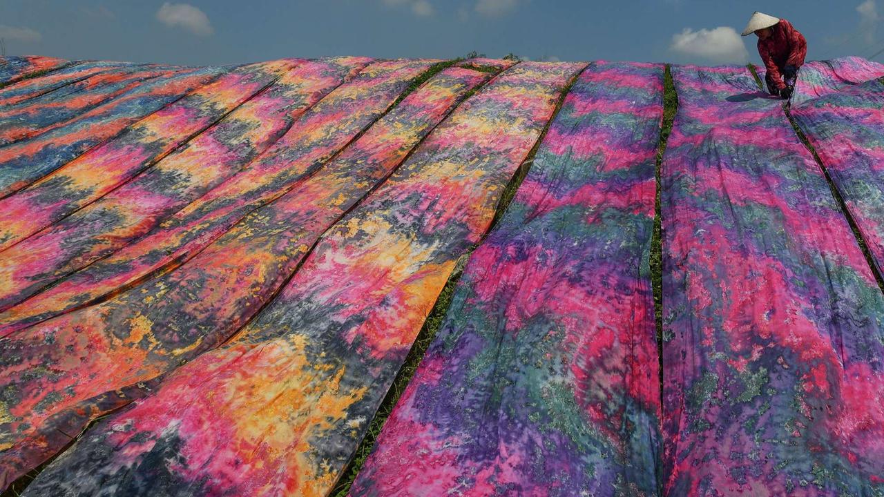 Industri kain warna-warni yang mendunia di Sukoharjo